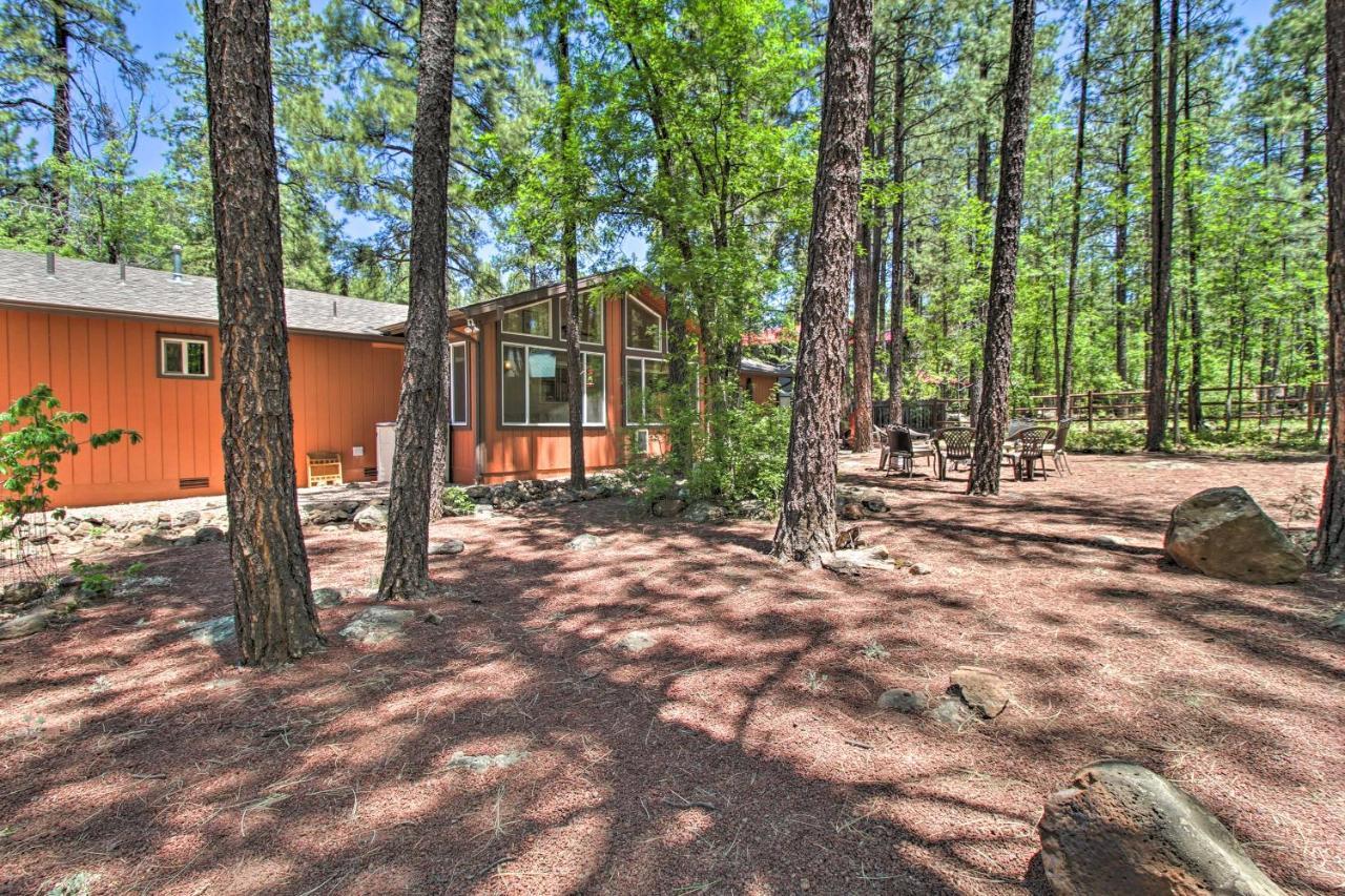 Updated Country Club Cabin, Near Golfing And Hiking! Indian Pine エクステリア 写真